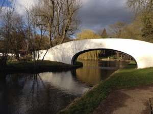 Changeline bridge, Watford: Spoke 10 Canal
